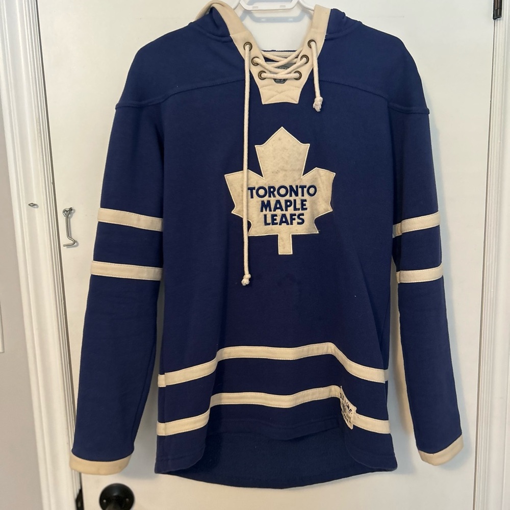 Toronto Maple Leafs Women's Blue and Cream Sweater